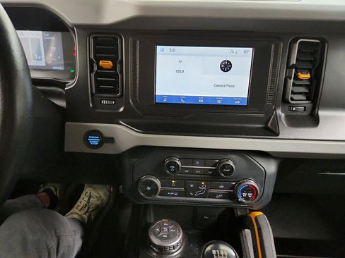 Used 2022 Ford Bronco Badlands AWD/4WD image 19
