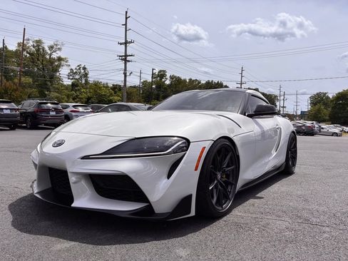 Used 2023 Toyota Supra RWD image 3
