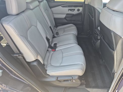 Certified 2024 Honda Pilot EX-L image 30
