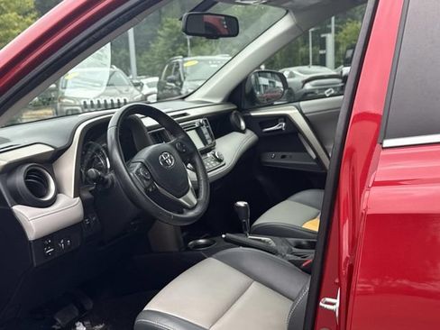 Used 2013 Toyota RAV4 Limited AWD/4WD image 2