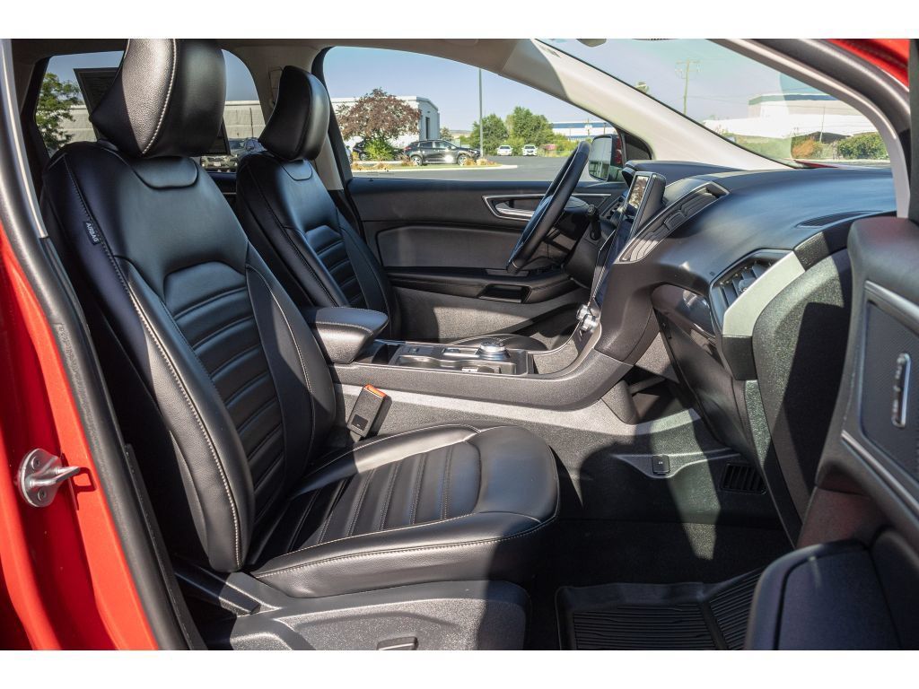 Used 2024 Ford Edge SEL w/ Convenience Package AWD/4WD image 11