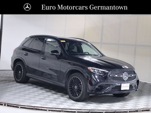Used 2026 Mercedes-Benz GLC 300 4MATIC image 2