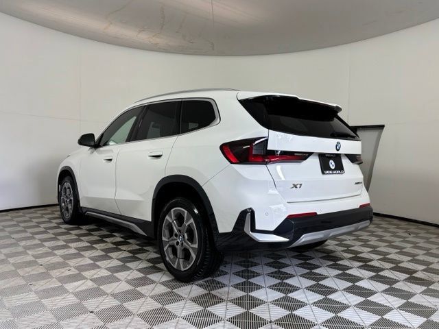Used 2023 BMW X1 xDrive28i w/ Convenience Package AWD/4WD image 5