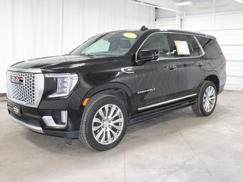 Used 2023 GMC Yukon Denali w/ Max Trailering Package AWD/4WD image 4