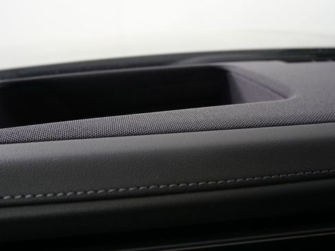 Used 2025 BMW i7 eDrive50 image 20