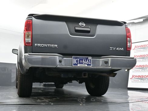 Used 2016 Nissan Frontier SV image 22