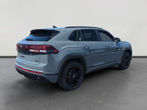 New 2026 Volkswagen Atlas Cross Sport SEL R-Line image 5