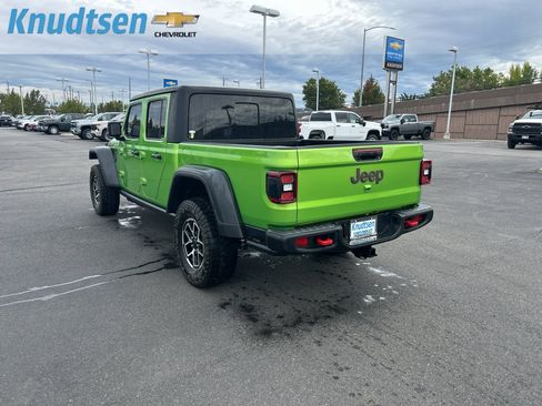 Used 2026 Jeep Gladiator Rubicon w/ Steel Power Dome Hood Package AWD/4WD image 5