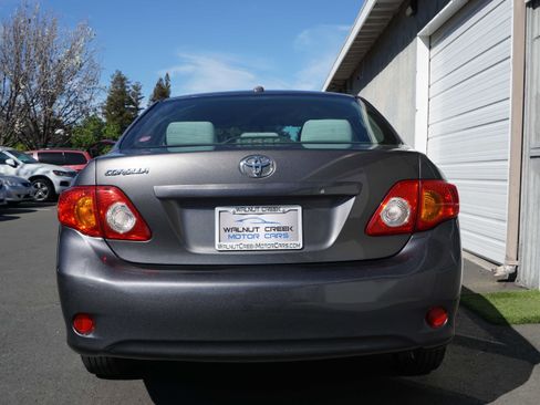 Used 2009 Toyota Corolla SEDAN 4D image 14