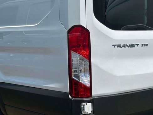 Used 2023 Ford Transit 250 148 High Roof Extended w/ Load Area Protection Package RWD image 9