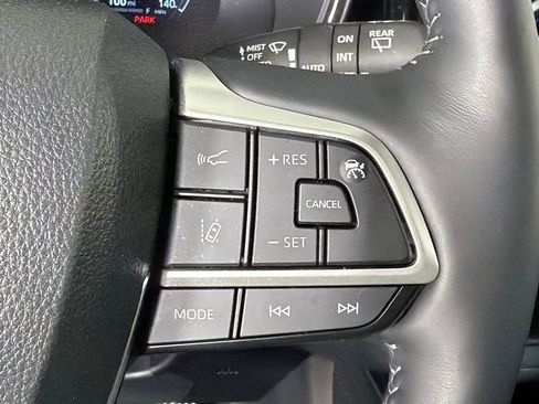 Used 2026 Toyota Highlander Platinum AWD/4WD image 27