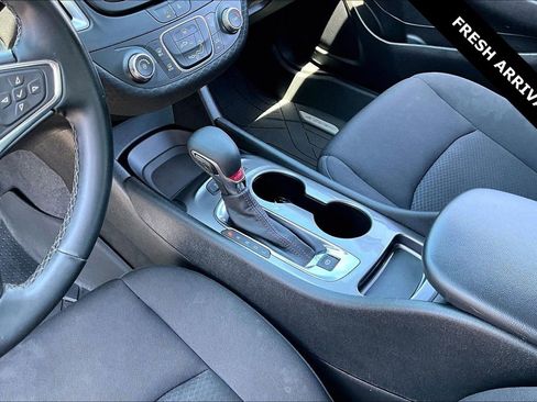 Used 2024 Chevrolet Malibu RS FWD image 17