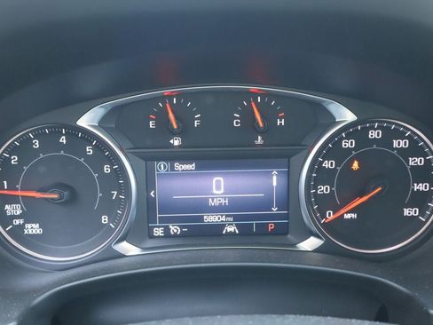 Used 2022 GMC Terrain SLE w/ Driver Convenience Package FWD image 9