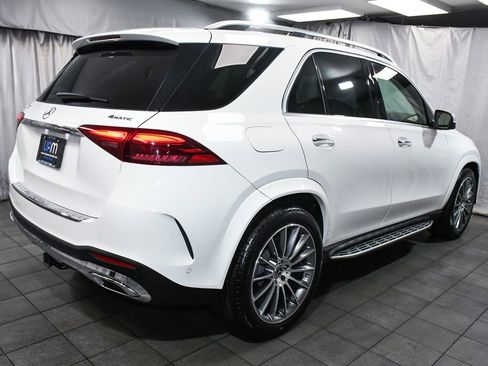 Used 2025 Mercedes-Benz GLE 350 4MATIC w/ AMG Line Exterior image 6