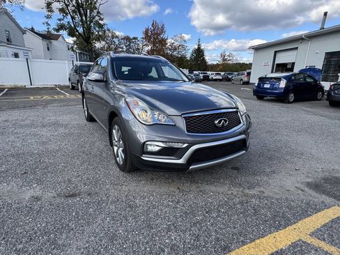 Used 2017 INFINITI QX50 Base 4dr Crossover w/ Premium Package image 4
