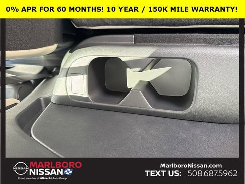 New 2025 Nissan Pathfinder SL image 16