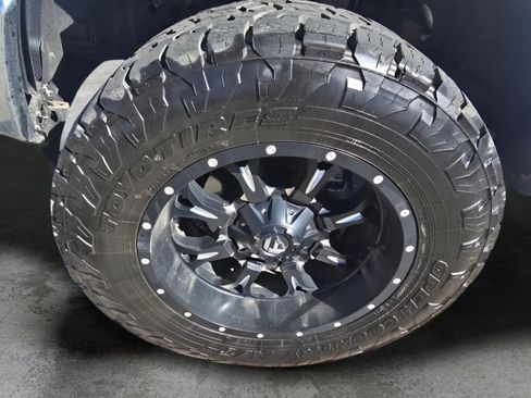 Used 2017 Ford F150 XLT w/ Equipment Group 302A Luxury image 15