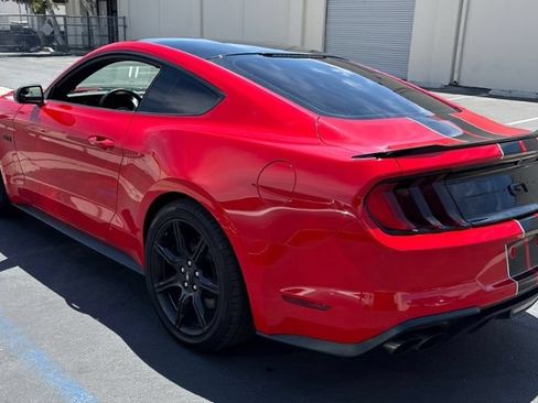 Used 2018 Ford Mustang GT w/ Black Accent Pkg RWD image 6