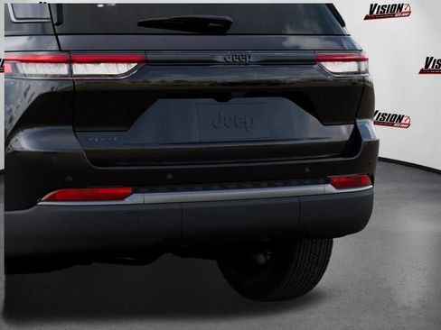 New 2026 Jeep Grand Cherokee Altitude AWD/4WD image 13
