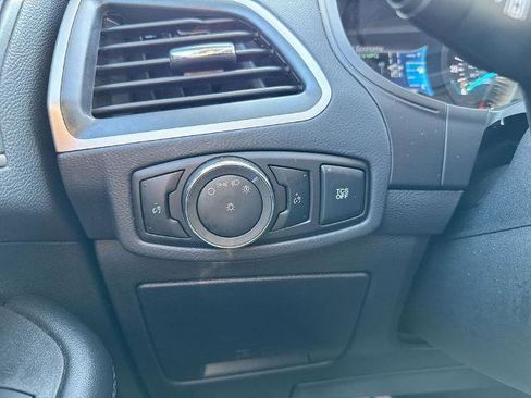 Certified 2024 Ford Edge SEL image 17