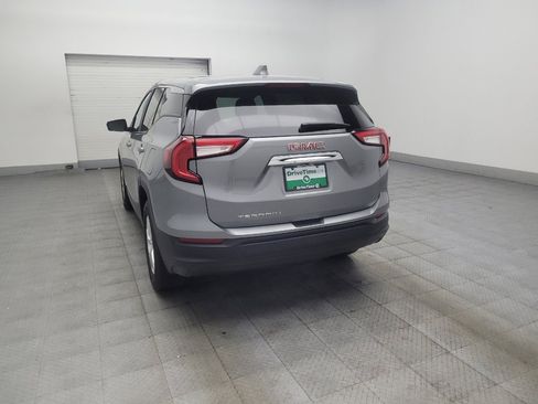 Used 2024 GMC Terrain SLE FWD image 5