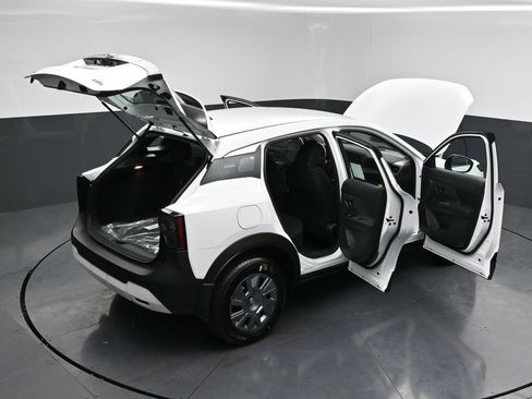 New 2026 Nissan Kicks S image 30