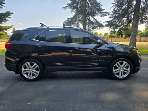 Used 2020 Chevrolet Equinox Premier AWD/4WD image 7