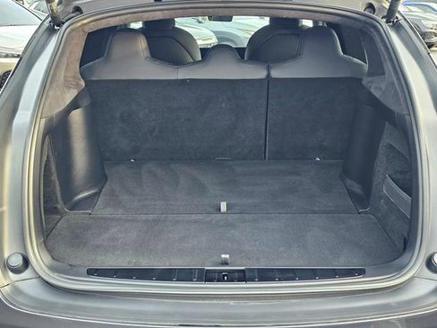 Used 2024 Tesla Model X Base image 11