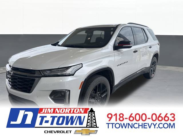Used 2023 Chevrolet Traverse Premier w/ Redline Edition FWD image 1