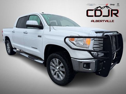 Used 2017 Toyota Tundra Limited image 1