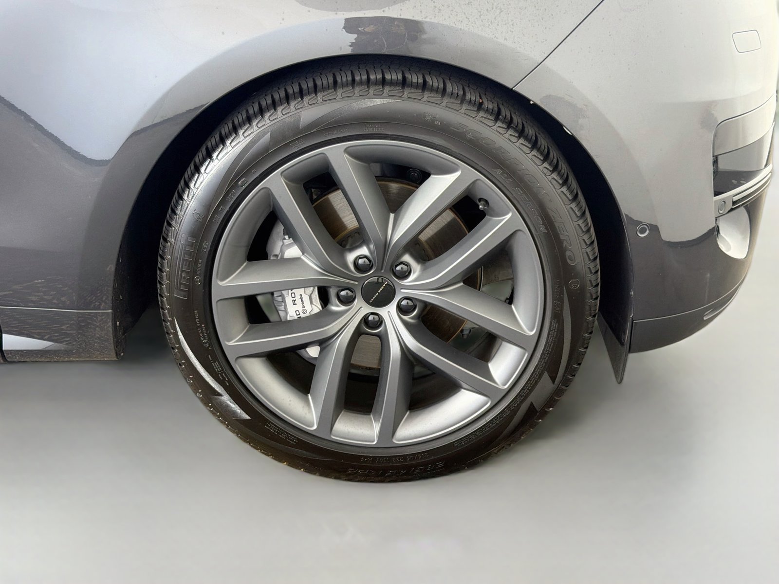 Used 2026 Land Rover Range Rover Sport SE AWD/4WD image 36