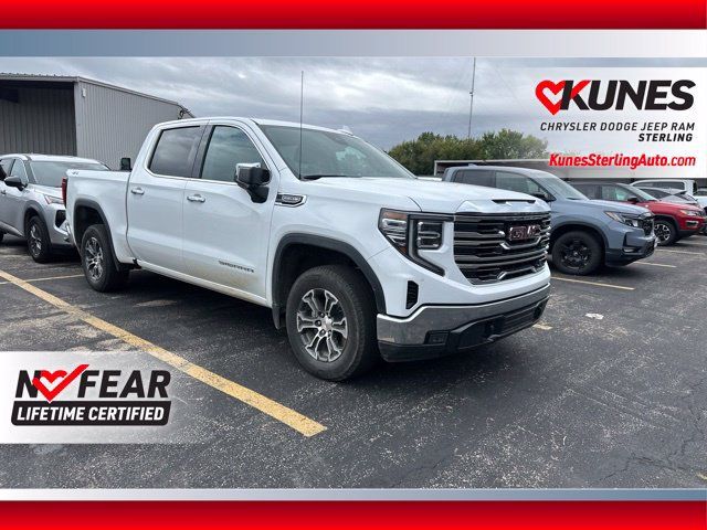 Used 2026 GMC Sierra 1500 SLT AWD/4WD image 1