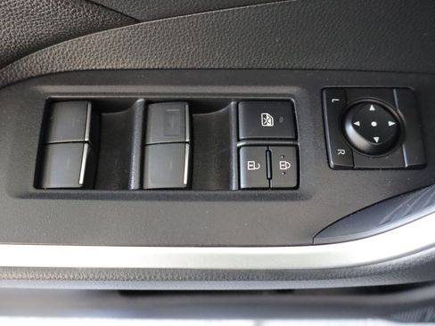 Used 2025 Toyota RAV4 XLE w/ Weather Package AWD/4WD image 11