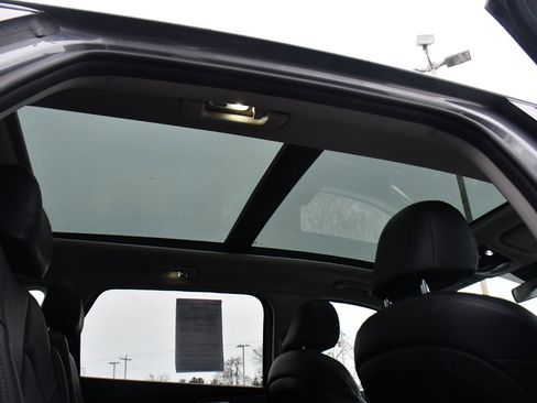 Used 2022 Kia Sorento SX image 17