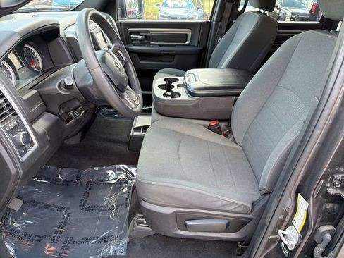 Used 2024 RAM 1500 Classic Warlock AWD/4WD image 15