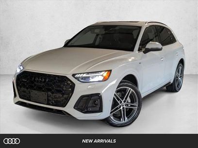 Used 2023 Audi Q5 e Prestige w/ Prestige Package