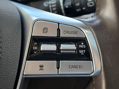 Used 2022 Kia Telluride SX w/ Towing Package FWD image 18