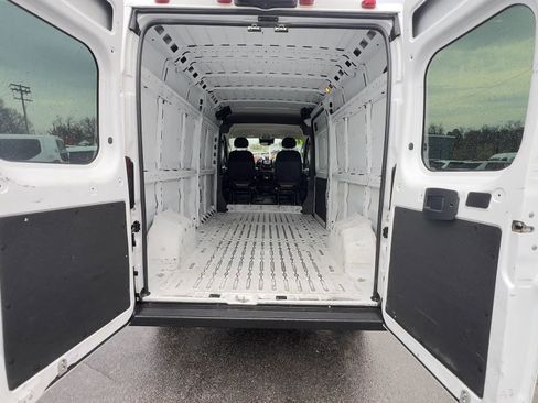 Used 2023 RAM ProMaster 2500 image 13