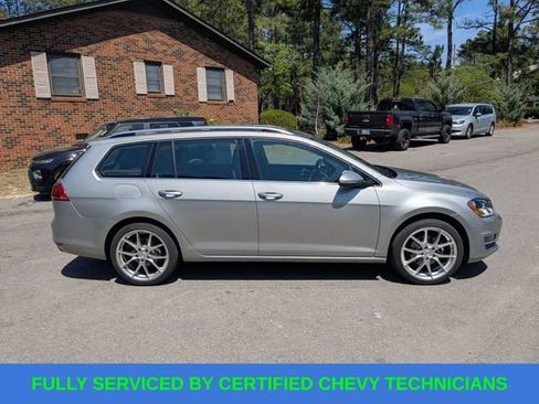 Used 2015 Volkswagen Golf SEL image 2