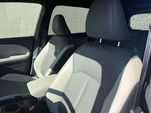 Certified 2025 Subaru Forester Limited w/ Protection Package (1PH) image 22