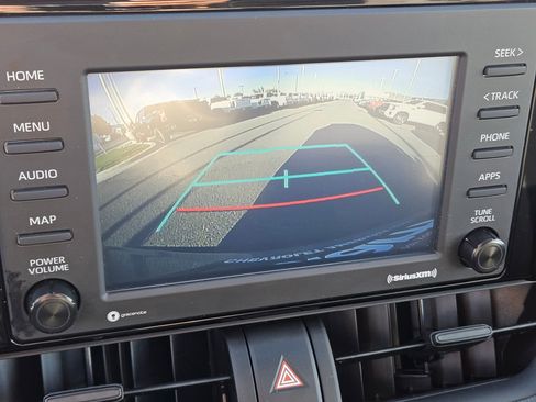 Used 2022 Toyota RAV4 XLE w/ Convenience Package image 24