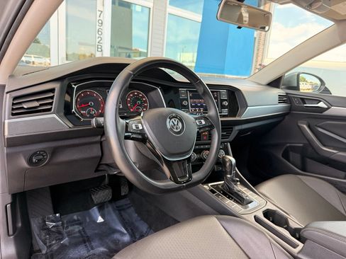 Used 2019 Volkswagen Jetta SE FWD image 16