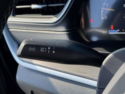 Used 2025 Jeep Grand Cherokee L Limited w/ Luxury Tech Group II image 25