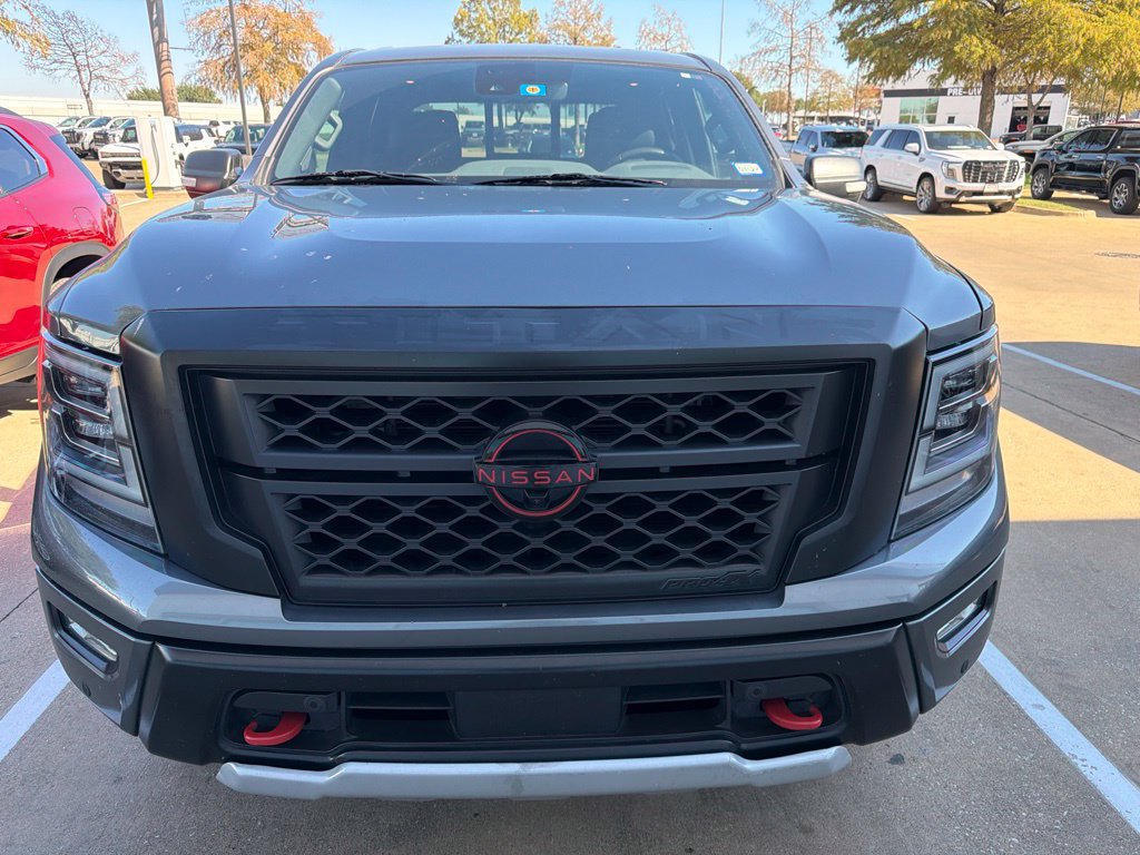 Used 2024 Nissan Titan PRO-4X w/ Pro-4x Convenience Package AWD/4WD image 4
