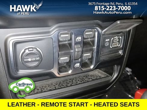 Used 2022 Jeep Wrangler Unlimited Sahara AWD/4WD image 19