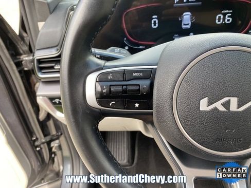 Used 2023 Kia Sportage EX image 19