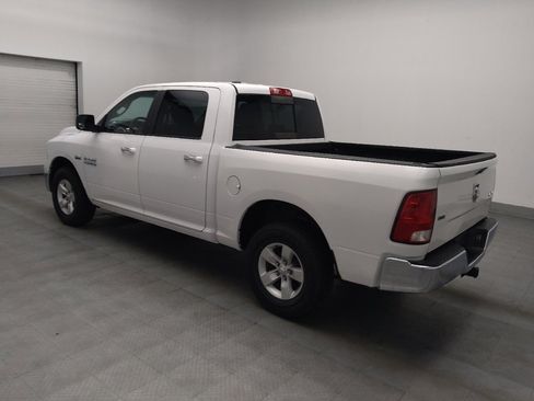 Used 2017 RAM 1500 Classic SLT image 3