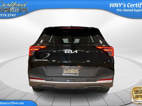 Used 2026 Kia Sportage LX FWD image 7