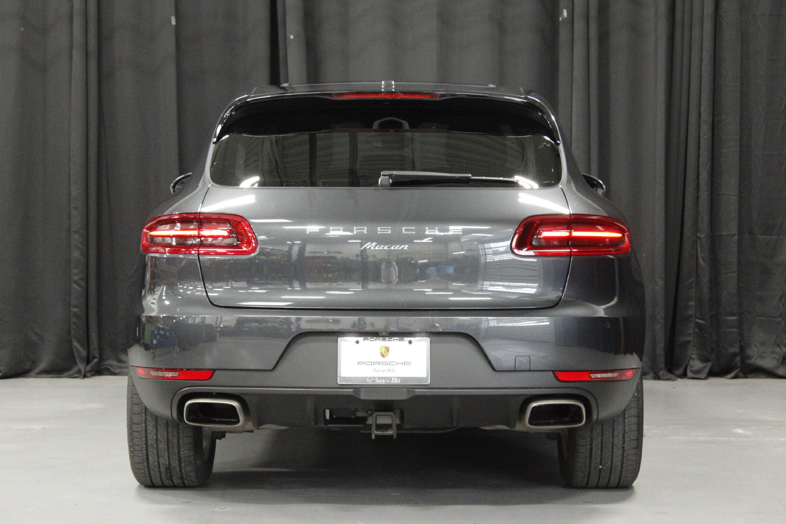 Used 2018 Porsche Macan AWD/4WD image 6