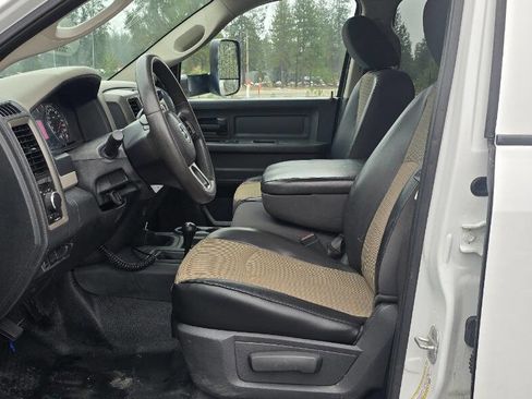 Used 2012 RAM 5500 4X4 4dr Crew Cab 197.1 in. WB w/ ST Decor Group image 11